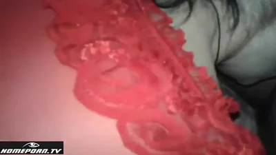Mulher sendo fodida por três em casa — captura 