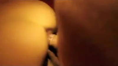 Eles enfiaram dois paus na vagina dela — captura 