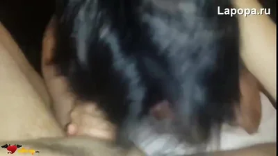 A una morena le gusta cuando su marido llega a casa con un amigo — captura 