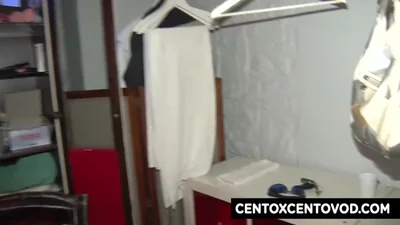 Si sono passati di mano in mano una donna ubriaca — screenshot 