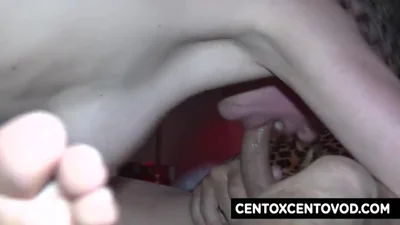 Si sono passati di mano in mano una donna ubriaca — screenshot 