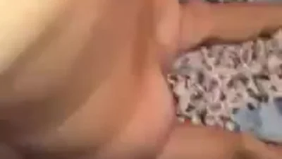 Cazzi in tutti i buchi della moglie — screenshot 