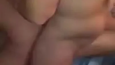 Cazzi in tutti i buchi della moglie — screenshot 