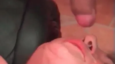 Orgia con una donna anziana — screenshot 