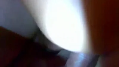Vadia russa é fodida em dois buracos ao mesmo tempo — captura 