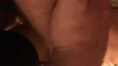 Mari cocu se masturbe en regardant sa femme passionnée coucher avec son amant. — capture 