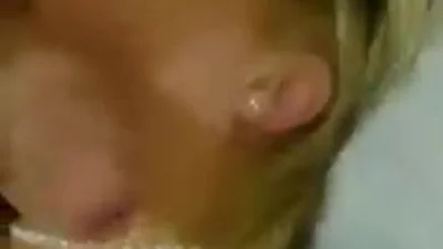 Rubia esposa sexual regresó para otro trío MFM y terminó siendo follada. — captura 