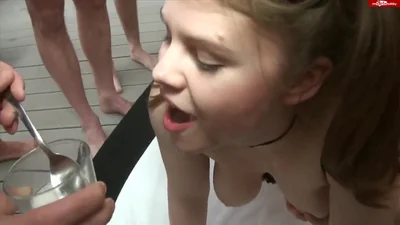 Giovane troia tedesca ha mangiato abbastanza sperma per tutta la vita. — screenshot 