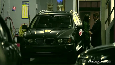 Triolisme dans un parking souterrain — capture 