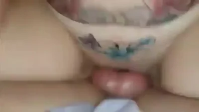 Il cornuto filma la moglie che si diverte con un altro uomo — screenshot 