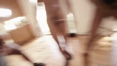 Come si filma un film porno di gruppo — screenshot 