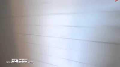 Donna tedesca sposata scopa il suo amante in un edificio abbandonato — screenshot 